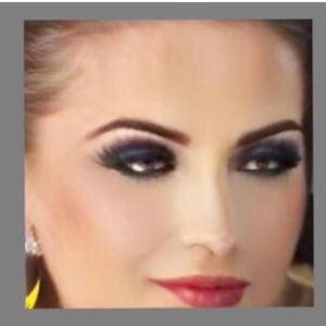 Meet your Posher, Camelia